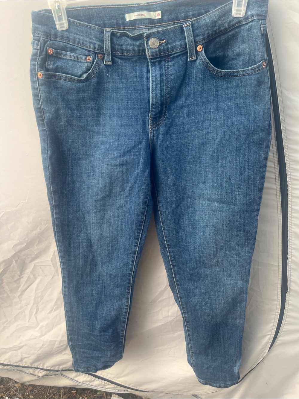 Levi's Women's Boyfriend Ankle Crop Jeans in Medium Blue Denim